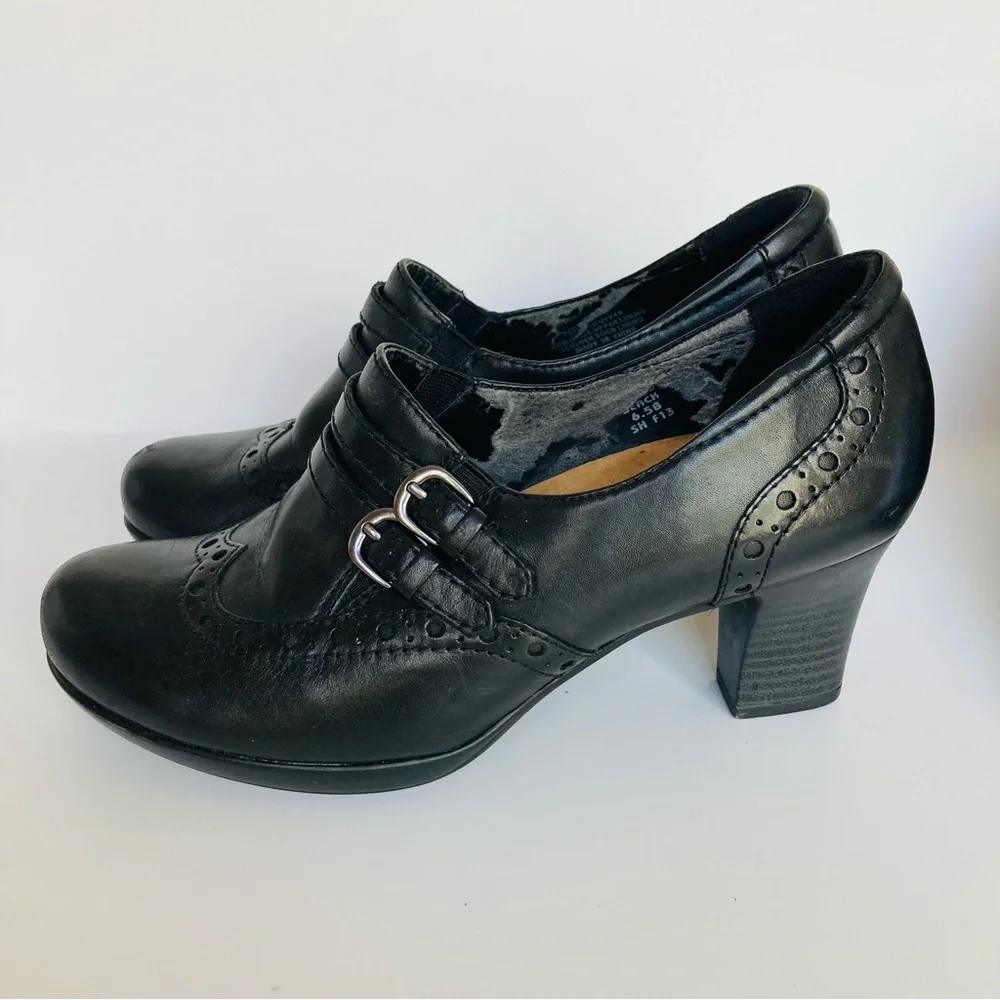 2 Pairs Earth Brand Latitude Black Leather Loafer Heels 6.5